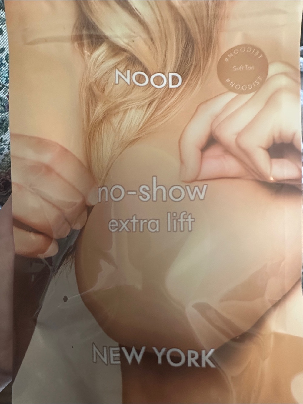 NOOD Soft Tan No-Show Extra Lift‎ Adhesive Nipple Covers